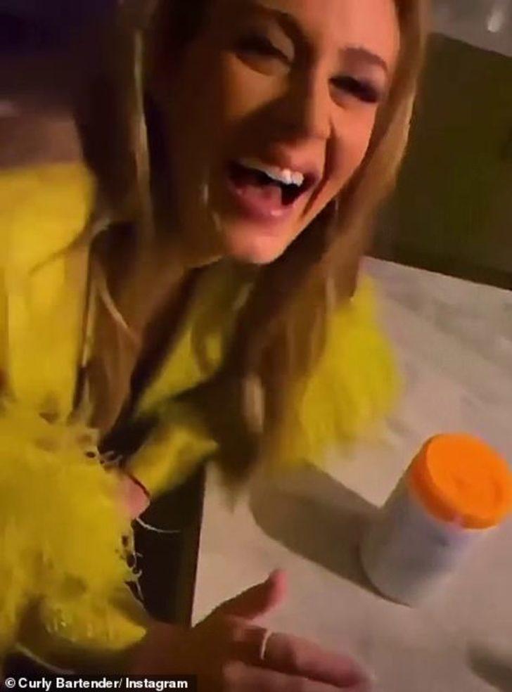 Adele, Oscar partisinde dağıttı G1