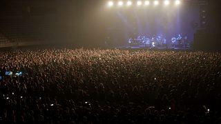 İspanya’da sosyal mesafesiz konsere katılanlarda enfeksiyon belirtisi görülmedi