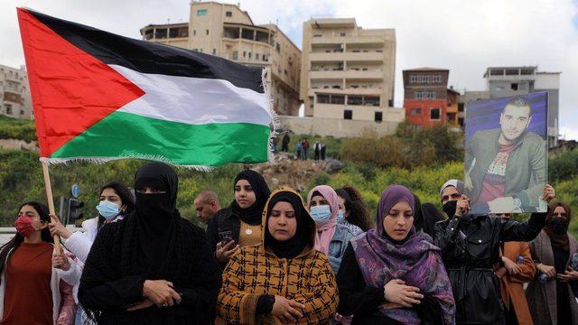 İsrail içindeki Filistinliler de sık sık ikinci sınıf vatandaş sayıldıklarını dile getiriyor