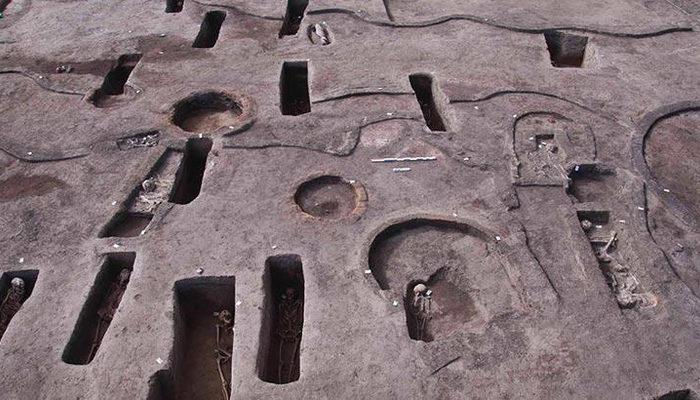 Mısır'ın Dekhaliye kentinde 110 antik mezar bulundu