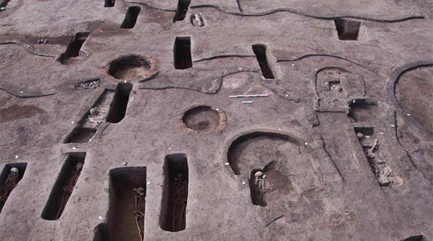 Mısır'ın Dekhaliye kentinde 110 antik mezar bulundu