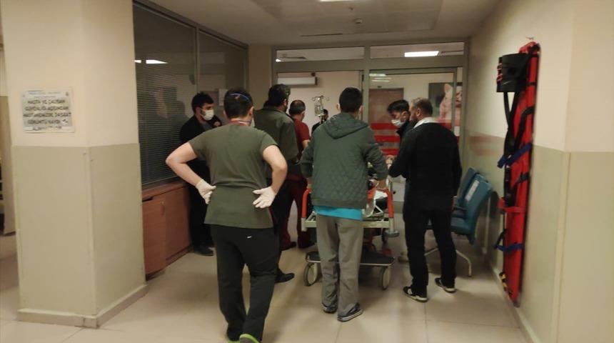 Bursa'da inşaat halindeki binada oyun oynarken merdiven boşluğuna d&uuml;şen &ccedil;ocuk yaralandı