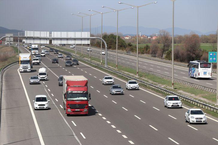 Anadolu Otoyolu'nda "tam kapanma" öncesi yoğunluk hakim G4