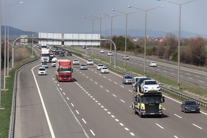 Anadolu Otoyolu'nda "tam kapanma" öncesi yoğunluk hakim G5