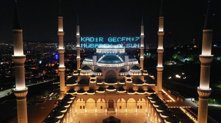 Kadir Gecesi ne zaman? Kadir Gecesi hangi gün idrak edilecek? Diyanet açıkladı