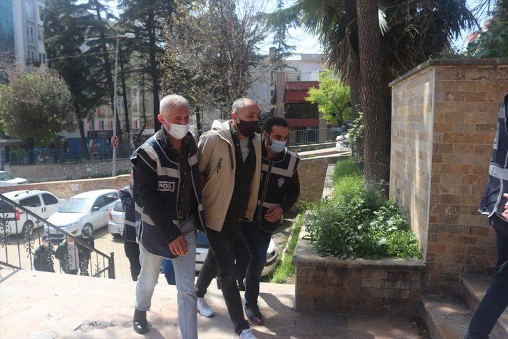 Bilecik'te senet tahsil etmek istedikleri kişiyi darbederek parasını gasbeden 3 şüpheli tutuklandı G1