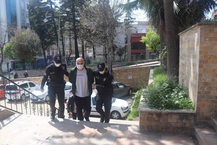 Bilecik'te senet tahsil etmek istedikleri kişiyi darbederek parasını gasbeden 3 şüpheli tutuklandı G2