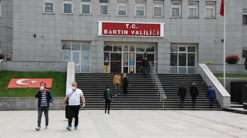 Bartın Valiliği 'koronavirüs soruşturması' kararını geri aldı