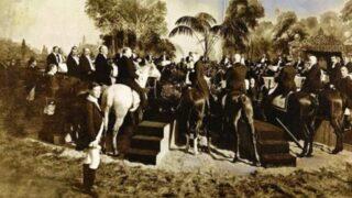 Altın klozetlerden at üzerinde yenen yemeklere! Yaldızlı Çağ’da zenginlik göstergesi olan tuhaf davranışlar