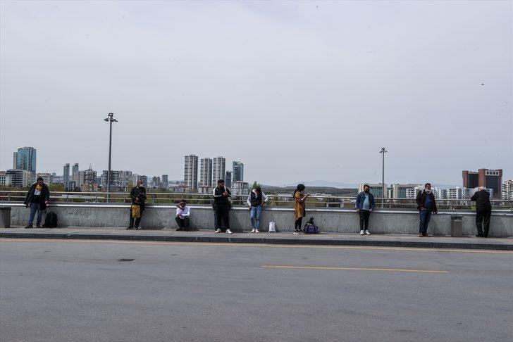 Tam kapanma dönemi öncesi AŞTİ ve Esenboğa Havalimanı'nda yoğunluk yaşanıyor G2