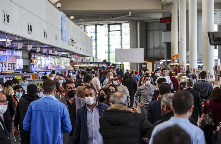 Tam kapanma dönemi öncesi AŞTİ ve Esenboğa Havalimanı'nda yoğunluk yaşanıyor G5