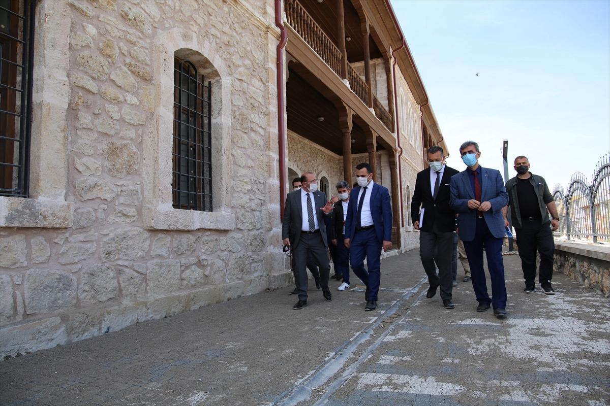 Sivas'ta Şehir ve Sanayi Mektebi M&uuml;zesi'nde sona yaklaşıldı