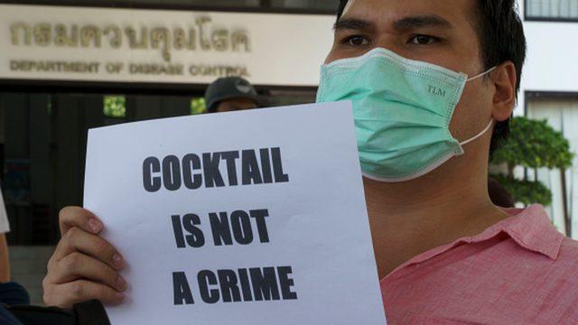 Tayland'da alkol kısıtlamasına karşı eylemde 