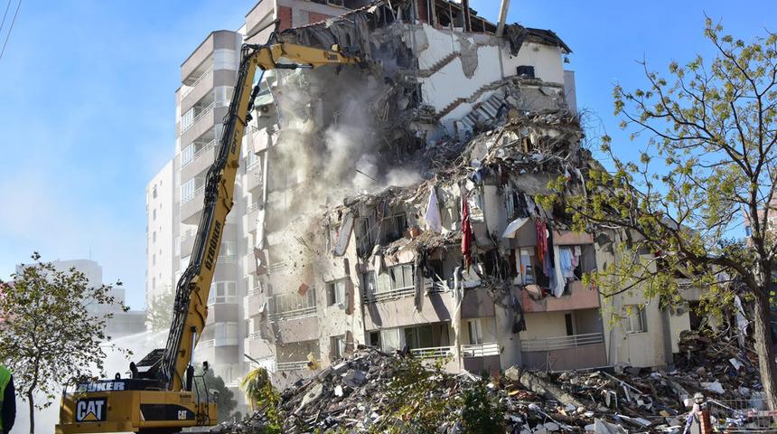 İzmir depremiyle ilgili g&ouml;zaltı sayısı 19&rsquo;a y&uuml;kseldi