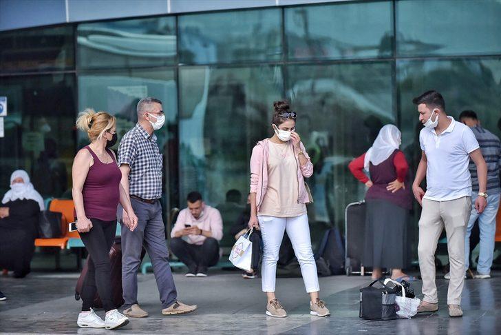 Adana, Mersin, Hatay ve Osmaniye'de, "tam kapanma" öncesi hareketlilik yaşandı G4