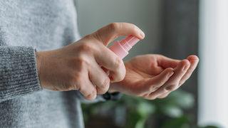 İran'da koronavirüsü yok eden sprey geliştirildi