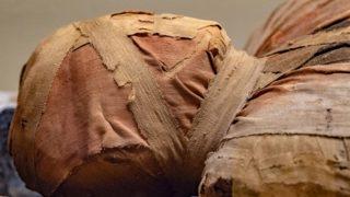 Dünyada hamile bir kadına ait ilk antik Mısır mumyası Polonya'da ortaya çıkarıldı