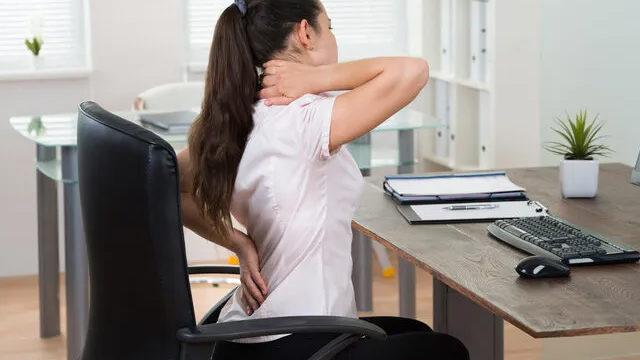 Pandemide evde olanlar dikkat! Duruş bozuklukları arttı