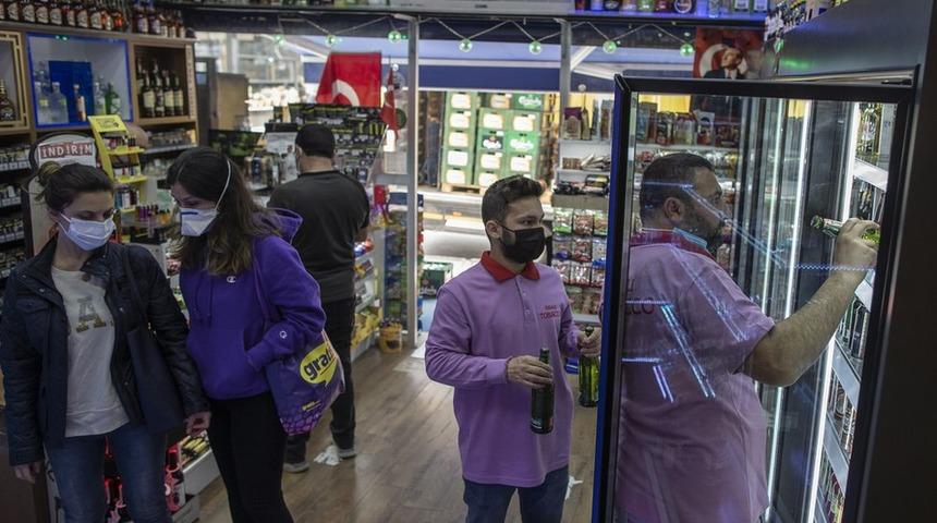 Tam kapanmada alkol yasağı i&ccedil;in İl Hıfzısıhha Kurulları'ndan kararlar &ccedil;ıktı