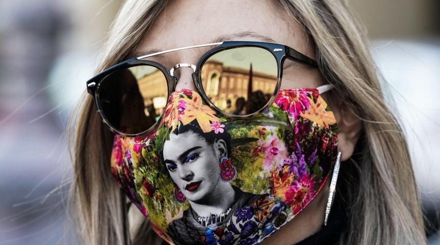 A&ccedil;ık havada maske takmak Covid-19'a karşı etkili mi? Bilim insanları ne diyor?