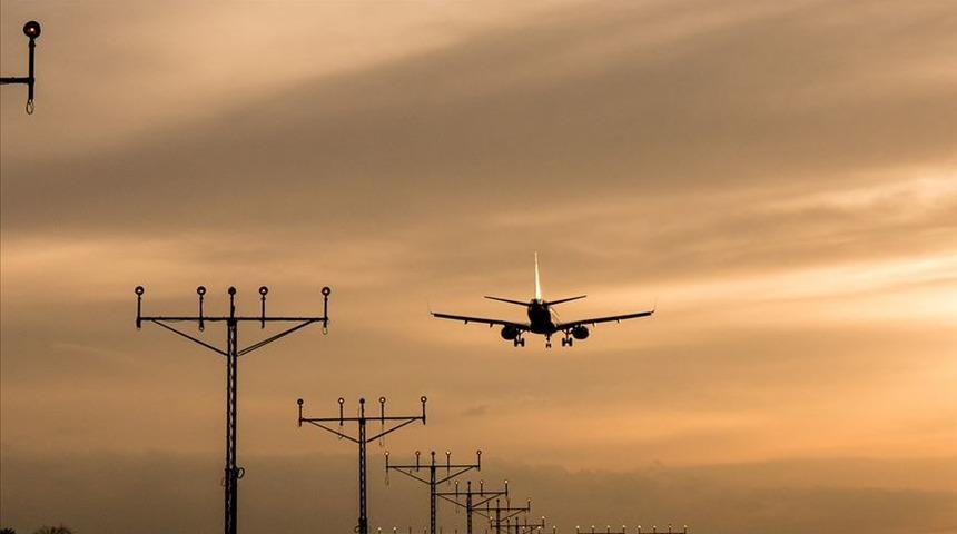 ABD'den Hindistan seferlerine kısıtlama