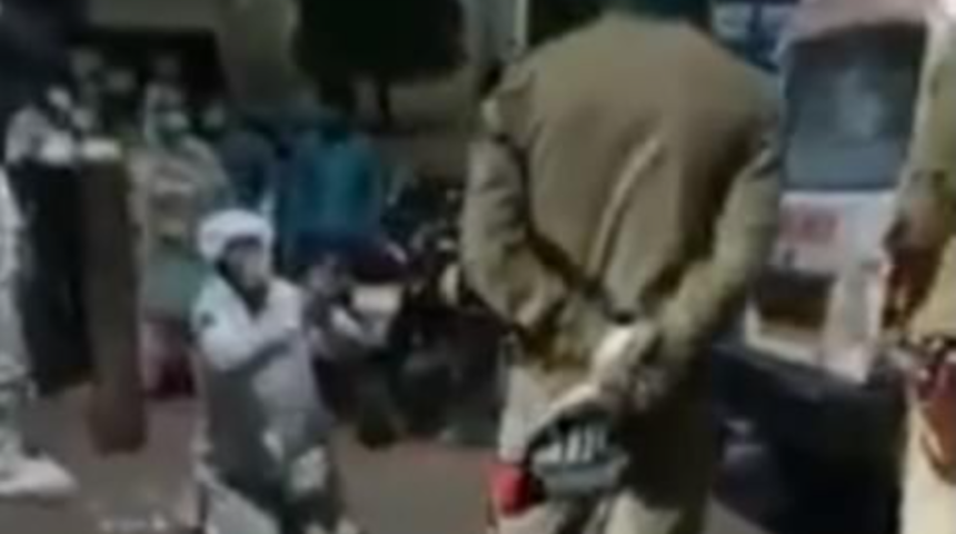 Yine Hindistan, yine y&uuml;rek burkan bir an: Onu alırsanız annem &ouml;lecek