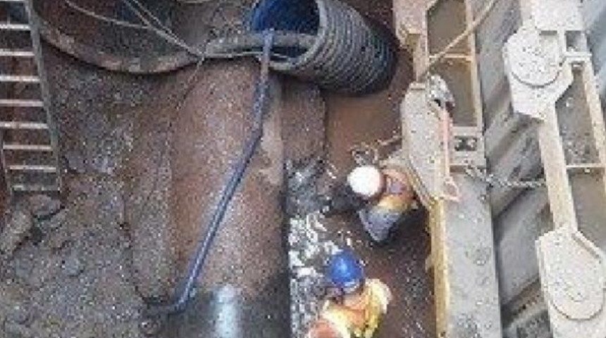  300 tonluk yağ kütlesi kanalizasyonu tıkadı! Temizlik haftalarca sürecek