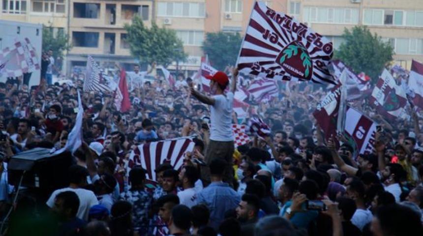 Hatayspor'un Beşiktaş maçı öncesi yaptığı paylaşım sosyal medyayı salladı: Ailemiz için