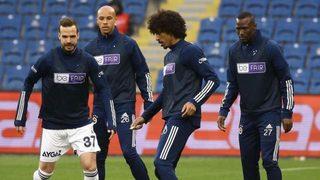 Fenerbahçe'de Luiz Gustavo ile yollar ayrılıyor