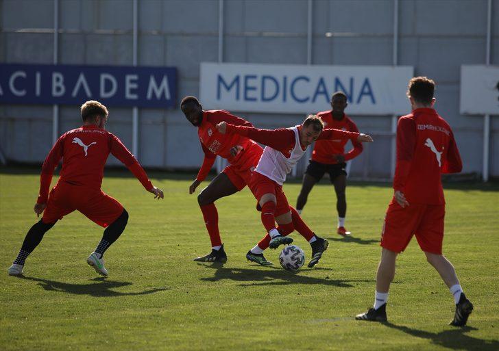 Sivasspor'da Gaziantep maçı hazırlıkları devam ediyor G1