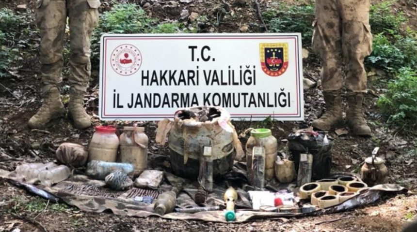 Hakkari kırsalında silah ve mühimmat ele geçirildi