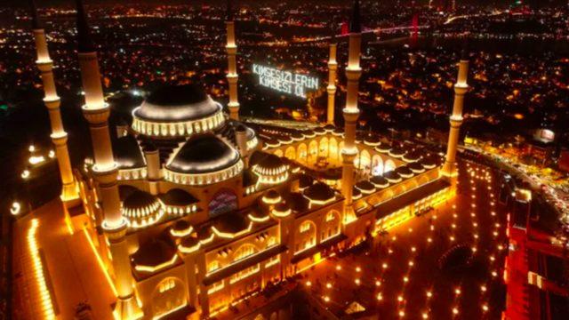 Kadir gecesi kaç rekat namaz kılınır? Kadir gecesi tesbihi nasıl çekilir 