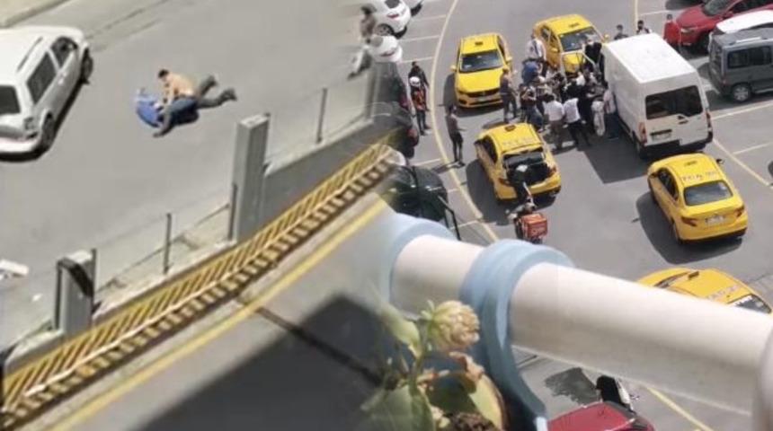 Yer: İstanbul! Taksiciler ortalığı savaş alanına çevirdi