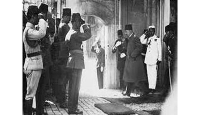 Halifelik ne zaman kaldırıldı? Saltanat ne zaman kaldırıldı?