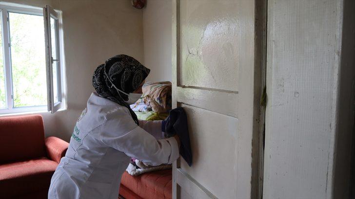 Düzce Belediyesi "Evde Öz Bakım Hizmeti" ile ihtiyaç sahiplerinin yardımına koşuyor G4