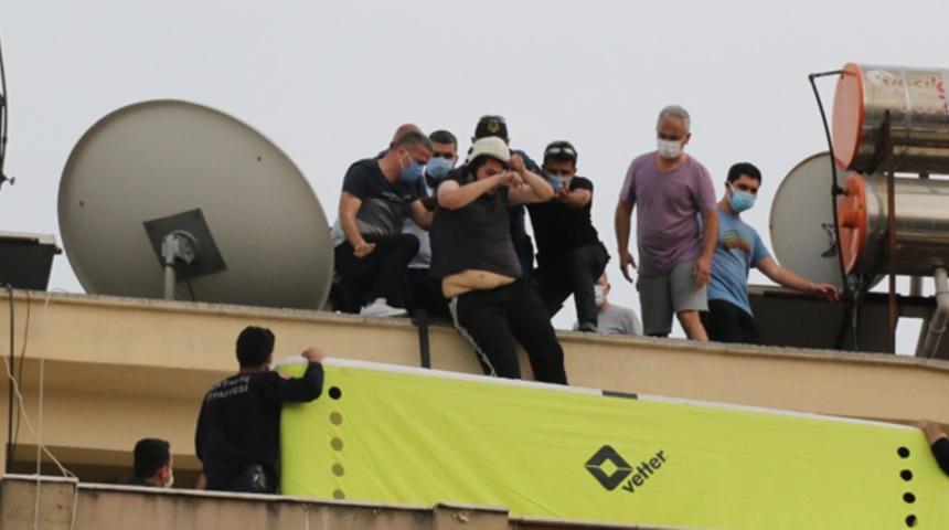 Koronavirüsten hayatını kaybeden babasının acısına dayanamayıp intihara kalkıştı