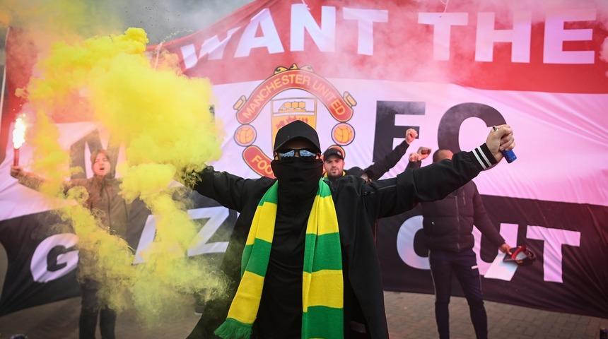 Manchester United protestoları: 16 yıldır biriken tepkiler a&ccedil;ığa &ccedil;ıktı