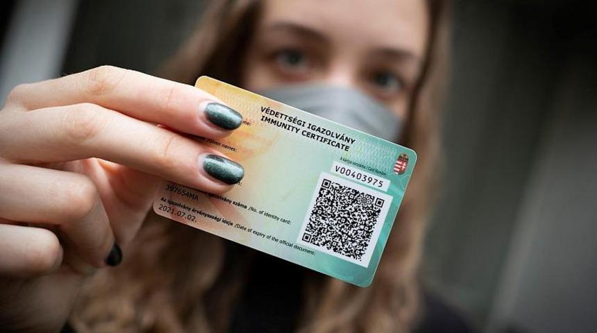 Macaristan'dan ilginç uygulama: Bağışıklık kartı