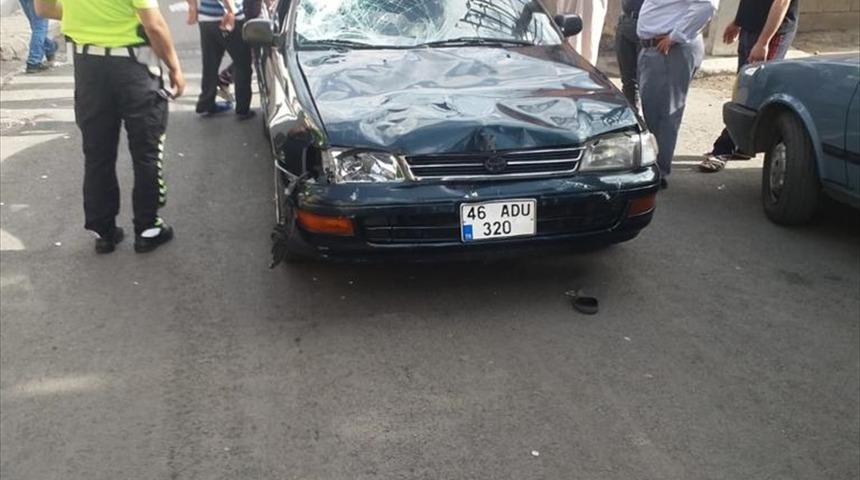 Kahramanmaraş'ta otomobilin &ccedil;arptığı 12 yaşındaki &ccedil;ocuk &ouml;ld&uuml;