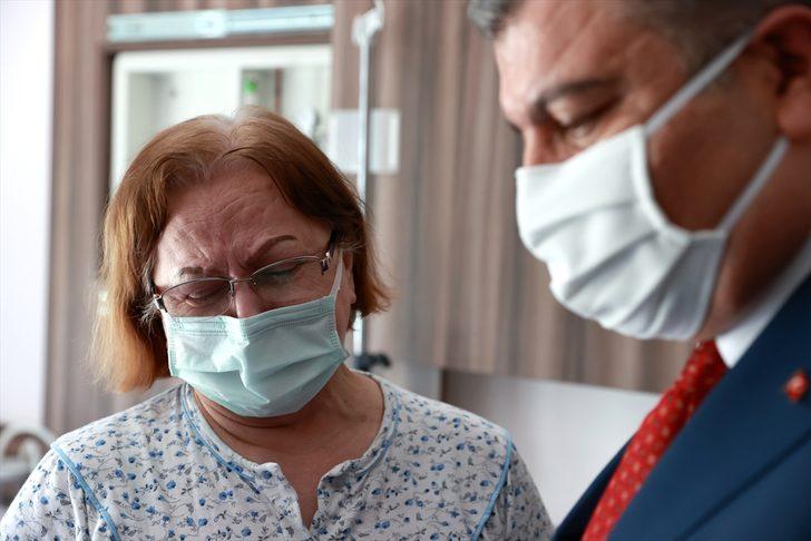 Sağlık Bakanı Koca, Edirne Sultan 1. Murat Devlet Hastanesi'nde tedavi görenleri ziyaret etti G3