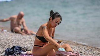 Sahiller tam kapanmada turistlere kaldı