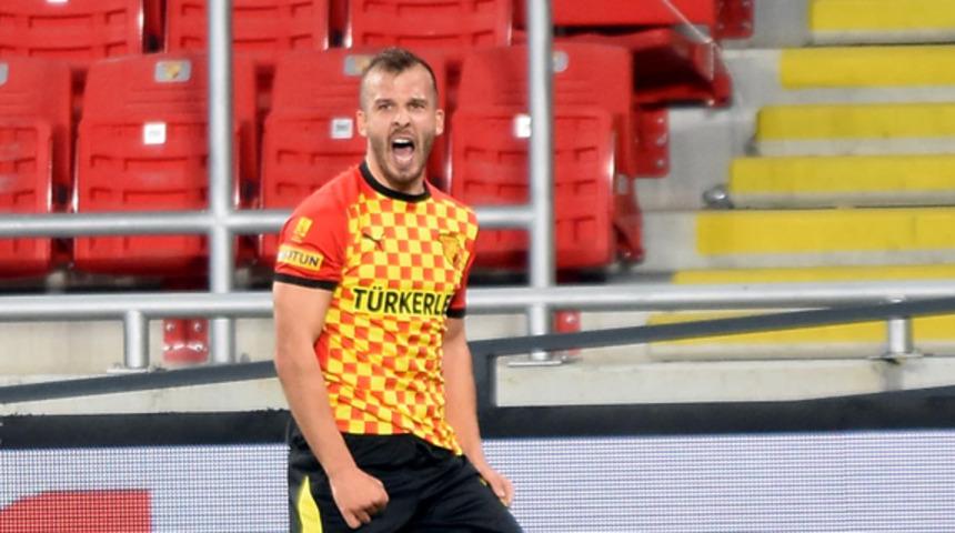 Göztepe'de Tripic'le yollar ayrıldı