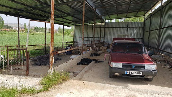 Manisa'da kablo hırsızlığı yaptığı öne sürülen 3 kişi yakalandı G1