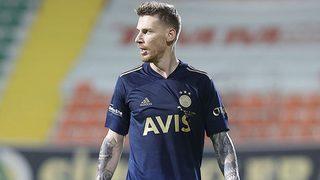 Fenerbahçe'de Serdar Aziz'den flaş hamle! Sosyal medyada her şeyi sildi