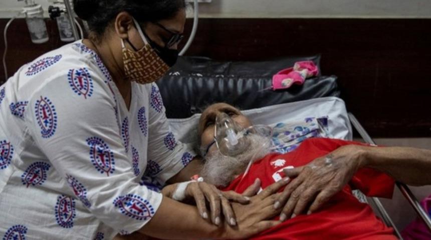 Hindistan'da yerel y&ouml;neticiler ordudan yardım istedi