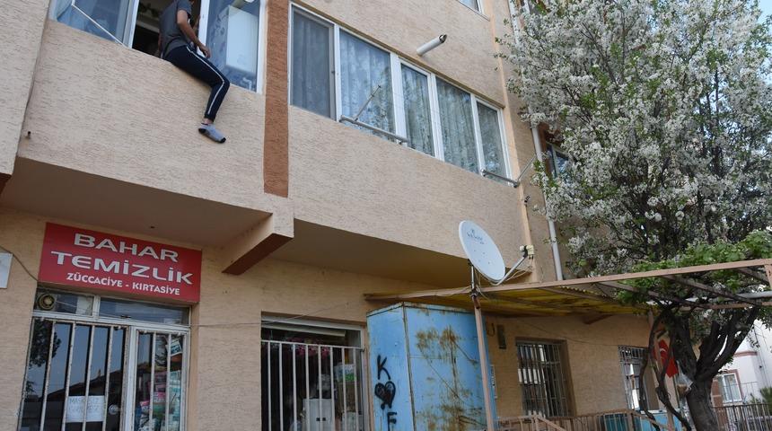 92 yaşındaki kadının imdadına komşuları yetişti! 