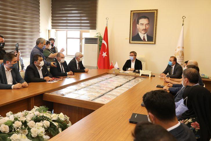 Aksaray'da tam kapanma sürecinde üreticilerin elinde kalan mallar zincir marketlerde satılacak G2