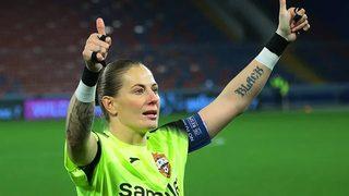 Elvira Todua: Kadın futbolcuların maçtan önce seks yapması normal