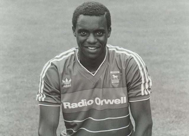 Atkinson futbol kariyerine 1980'lerde Ipswich'te başlamıştı