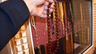 Hobi olarak başladı, 900 bin TL değerinde tespih koleksiyonuna sahip oldu